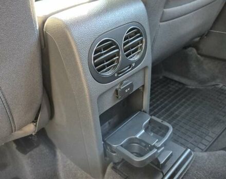 Серый Фольксваген Гольф Плюс, объемом двигателя 1.6 л и пробегом 215 тыс. км за 5500 $, фото 4 на Automoto.ua