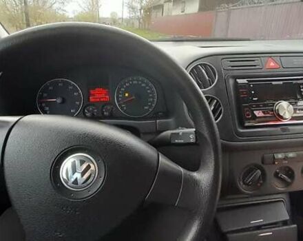 Серый Фольксваген Гольф Плюс, объемом двигателя 1.6 л и пробегом 226 тыс. км за 5300 $, фото 5 на Automoto.ua