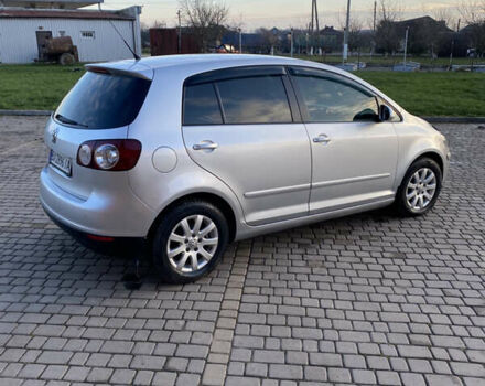 Серый Фольксваген Гольф Плюс, объемом двигателя 1.6 л и пробегом 268 тыс. км за 4900 $, фото 2 на Automoto.ua