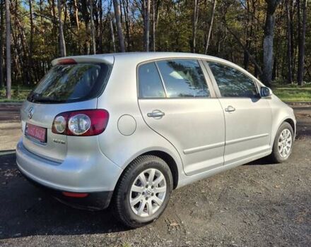 Серый Фольксваген Гольф Плюс, объемом двигателя 1.6 л и пробегом 215 тыс. км за 5500 $, фото 16 на Automoto.ua