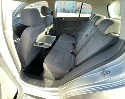 Серый Фольксваген Гольф Плюс, объемом двигателя 1.6 л и пробегом 218 тыс. км за 6300 $, фото 21 на Automoto.ua