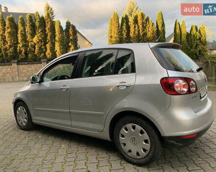 Серый Фольксваген Гольф Плюс, объемом двигателя 1.6 л и пробегом 200 тыс. км за 6850 $, фото 12 на Automoto.ua
