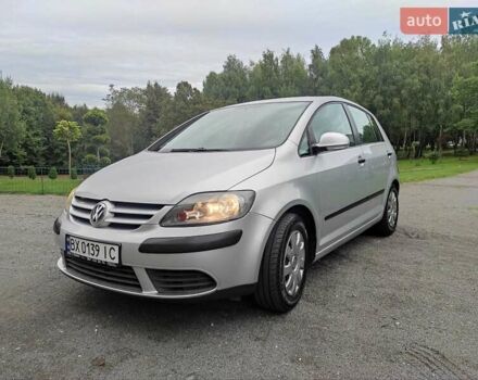 Серый Фольксваген Гольф Плюс, объемом двигателя 1.6 л и пробегом 255 тыс. км за 6300 $, фото 9 на Automoto.ua