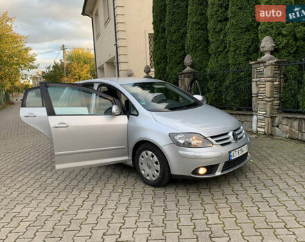 Серый Фольксваген Гольф Плюс, объемом двигателя 1.6 л и пробегом 200 тыс. км за 6850 $, фото 10 на Automoto.ua