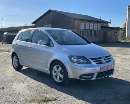 Серый Фольксваген Гольф Плюс, объемом двигателя 1.6 л и пробегом 218 тыс. км за 6300 $, фото 1 на Automoto.ua
