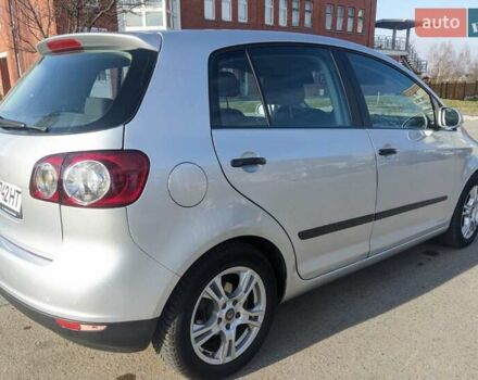 Серый Фольксваген Гольф Плюс, объемом двигателя 1.39 л и пробегом 172 тыс. км за 5400 $, фото 5 на Automoto.ua