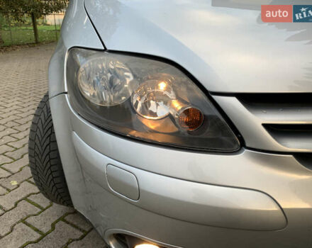 Серый Фольксваген Гольф Плюс, объемом двигателя 1.6 л и пробегом 200 тыс. км за 6850 $, фото 3 на Automoto.ua