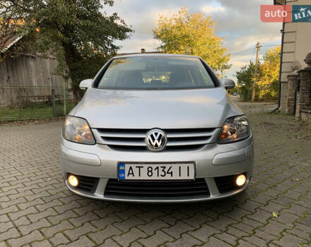 Серый Фольксваген Гольф Плюс, объемом двигателя 1.6 л и пробегом 200 тыс. км за 6850 $, фото 17 на Automoto.ua