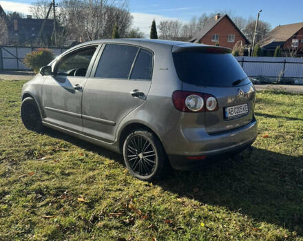 Серый Фольксваген Гольф Плюс, объемом двигателя 1.6 л и пробегом 202 тыс. км за 5250 $, фото 1 на Automoto.ua