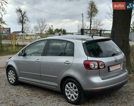 Серый Фольксваген Гольф Плюс, объемом двигателя 1.6 л и пробегом 211 тыс. км за 6600 $, фото 16 на Automoto.ua