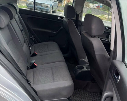 Сірий Фольксваген Golf Plus, об'ємом двигуна 1.6 л та пробігом 225 тис. км за 5750 $, фото 4 на Automoto.ua