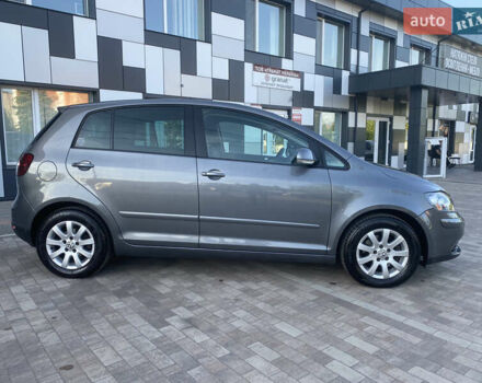 Сірий Фольксваген Golf Plus, об'ємом двигуна 1.6 л та пробігом 99 тис. км за 6600 $, фото 4 на Automoto.ua