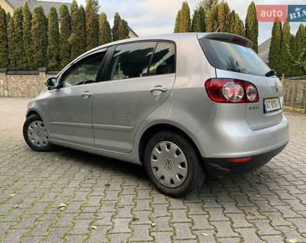 Серый Фольксваген Гольф Плюс, объемом двигателя 1.6 л и пробегом 200 тыс. км за 6850 $, фото 8 на Automoto.ua