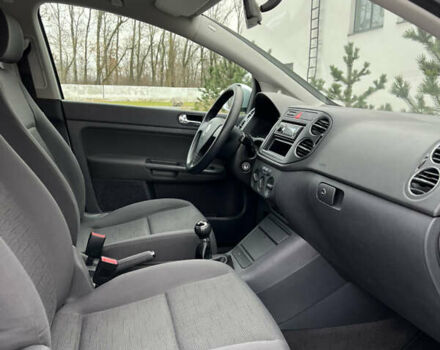 Серый Фольксваген Гольф Плюс, объемом двигателя 1.4 л и пробегом 251 тыс. км за 5150 $, фото 46 на Automoto.ua