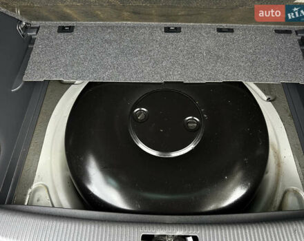 Серый Фольксваген Гольф Плюс, объемом двигателя 1.6 л и пробегом 211 тыс. км за 6600 $, фото 46 на Automoto.ua