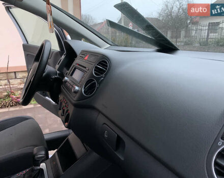 Серый Фольксваген Гольф Плюс, объемом двигателя 1.6 л и пробегом 200 тыс. км за 7200 $, фото 42 на Automoto.ua