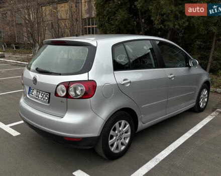 Серый Фольксваген Гольф Плюс, объемом двигателя 1.6 л и пробегом 170 тыс. км за 5999 $, фото 13 на Automoto.ua