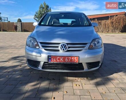 Сірий Фольксваген Golf Plus, об'ємом двигуна 1.6 л та пробігом 131 тис. км за 6850 $, фото 5 на Automoto.ua