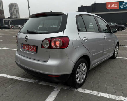 Серый Фольксваген Гольф Плюс, объемом двигателя 1.6 л и пробегом 171 тыс. км за 5699 $, фото 5 на Automoto.ua
