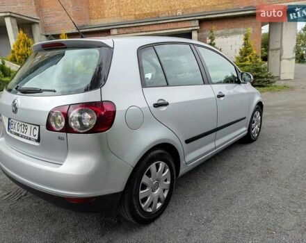 Серый Фольксваген Гольф Плюс, объемом двигателя 1.6 л и пробегом 255 тыс. км за 6300 $, фото 14 на Automoto.ua