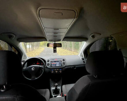 Сірий Фольксваген Golf Plus, об'ємом двигуна 1.6 л та пробігом 211 тис. км за 6500 $, фото 14 на Automoto.ua