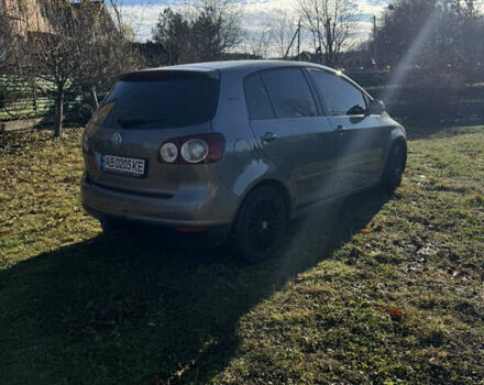 Серый Фольксваген Гольф Плюс, объемом двигателя 1.6 л и пробегом 202 тыс. км за 5250 $, фото 3 на Automoto.ua