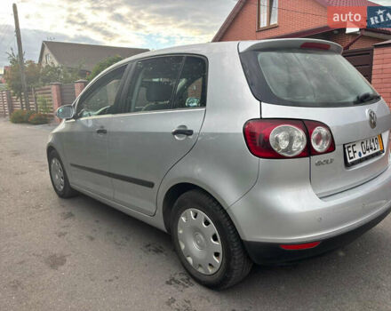 Сірий Фольксваген Golf Plus, об'ємом двигуна 1.6 л та пробігом 230 тис. км за 5800 $, фото 4 на Automoto.ua