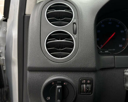 Серый Фольксваген Гольф Плюс, объемом двигателя 1.6 л и пробегом 171 тыс. км за 5699 $, фото 20 на Automoto.ua