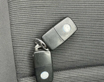 Серый Фольксваген Гольф Плюс, объемом двигателя 1.6 л и пробегом 180 тыс. км за 6200 $, фото 50 на Automoto.ua