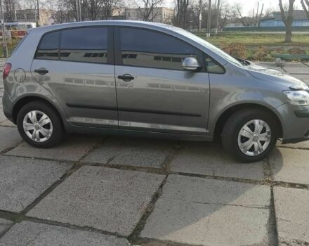 Серый Фольксваген Гольф Плюс, объемом двигателя 1.7 л и пробегом 268 тыс. км за 5400 $, фото 4 на Automoto.ua