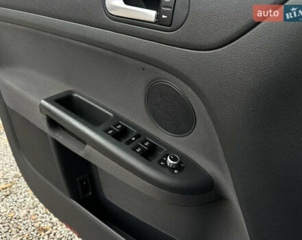 Серый Фольксваген Гольф Плюс, объемом двигателя 1.6 л и пробегом 211 тыс. км за 6600 $, фото 23 на Automoto.ua