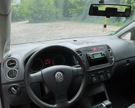 Сірий Фольксваген Golf Plus, об'ємом двигуна 1.6 л та пробігом 199 тис. км за 6500 $, фото 18 на Automoto.ua