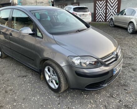 Серый Фольксваген Гольф Плюс, объемом двигателя 1.4 л и пробегом 290 тыс. км за 4500 $, фото 1 на Automoto.ua