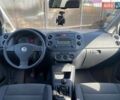 Серый Фольксваген Гольф Плюс, объемом двигателя 1.6 л и пробегом 206 тыс. км за 5990 $, фото 13 на Automoto.ua