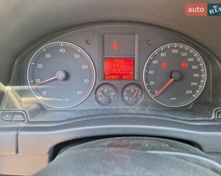 Серый Фольксваген Гольф Плюс, объемом двигателя 1.4 л и пробегом 268 тыс. км за 5850 $, фото 1 на Automoto.ua