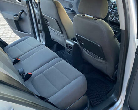 Серый Фольксваген Гольф Плюс, объемом двигателя 1.6 л и пробегом 268 тыс. км за 4900 $, фото 23 на Automoto.ua