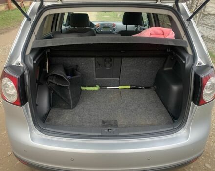 Серый Фольксваген Гольф Плюс, объемом двигателя 1.9 л и пробегом 233 тыс. км за 6250 $, фото 5 на Automoto.ua