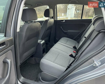 Серый Фольксваген Гольф Плюс, объемом двигателя 1.6 л и пробегом 167 тыс. км за 5600 $, фото 21 на Automoto.ua