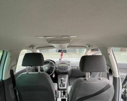 Серый Фольксваген Гольф Плюс, объемом двигателя 1.4 л и пробегом 270 тыс. км за 5100 $, фото 6 на Automoto.ua