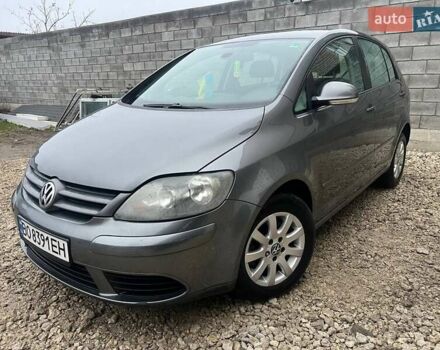 Сірий Фольксваген Golf Plus, об'ємом двигуна 1.6 л та пробігом 224 тис. км за 4400 $, фото 2 на Automoto.ua