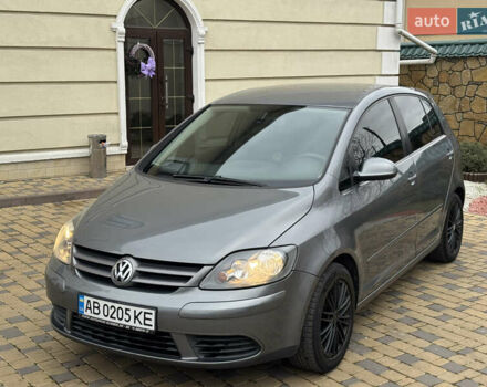 Серый Фольксваген Гольф Плюс, объемом двигателя 1.6 л и пробегом 209 тыс. км за 5200 $, фото 7 на Automoto.ua