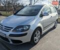 Серый Фольксваген Гольф Плюс, объемом двигателя 1.39 л и пробегом 172 тыс. км за 5400 $, фото 4 на Automoto.ua