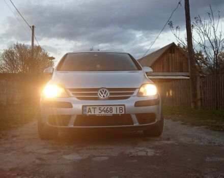 Сірий Фольксваген Golf Plus, об'ємом двигуна 1.6 л та пробігом 255 тис. км за 5300 $, фото 2 на Automoto.ua