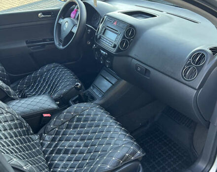 Серый Фольксваген Гольф Плюс, объемом двигателя 1.39 л и пробегом 238 тыс. км за 6000 $, фото 7 на Automoto.ua