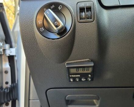 Серый Фольксваген Гольф Плюс, объемом двигателя 1.6 л и пробегом 215 тыс. км за 5500 $, фото 11 на Automoto.ua