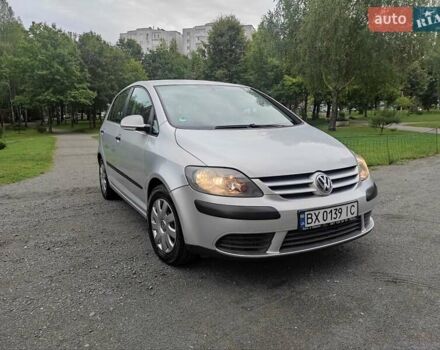 Серый Фольксваген Гольф Плюс, объемом двигателя 1.6 л и пробегом 255 тыс. км за 6300 $, фото 8 на Automoto.ua