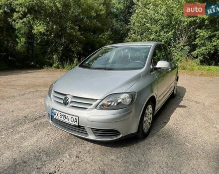 Сірий Фольксваген Golf Plus, об'ємом двигуна 1.6 л та пробігом 199 тис. км за 6500 $, фото 39 на Automoto.ua