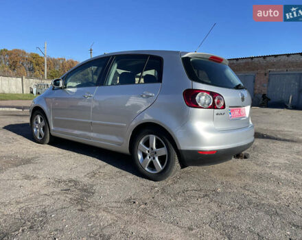 Серый Фольксваген Гольф Плюс, объемом двигателя 1.6 л и пробегом 218 тыс. км за 6300 $, фото 4 на Automoto.ua