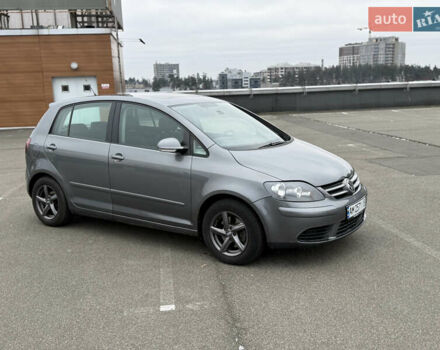 Серый Фольксваген Гольф Плюс, объемом двигателя 1.97 л и пробегом 182 тыс. км за 6900 $, фото 2 на Automoto.ua