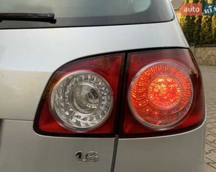 Серый Фольксваген Гольф Плюс, объемом двигателя 1.6 л и пробегом 200 тыс. км за 6850 $, фото 20 на Automoto.ua